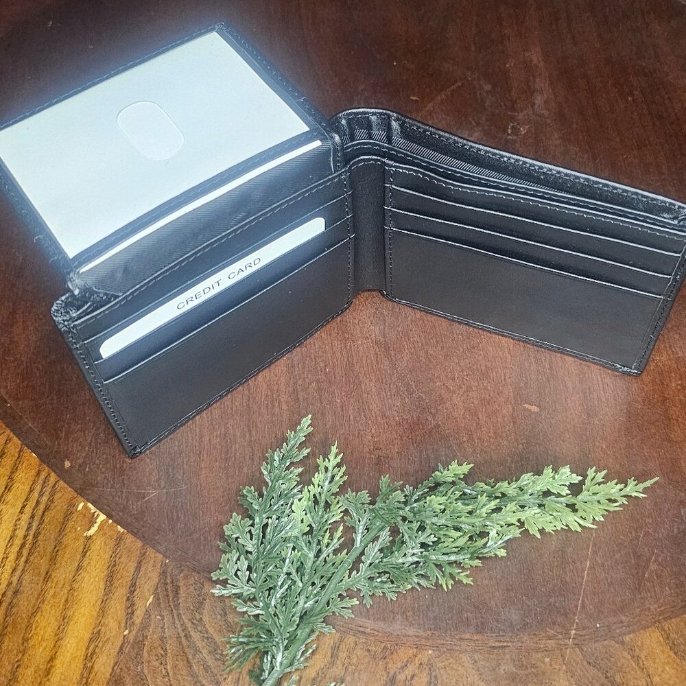 Black Leather Men's Wallet
